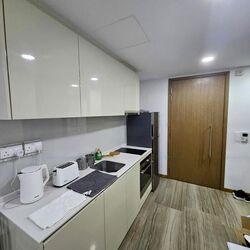Lakeville (D22), Condominium #561139061